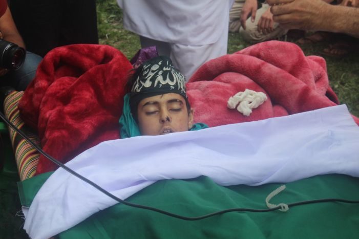 Boy killed, 4 others injured in Shopian blast