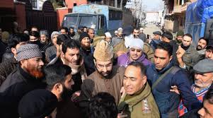 Naqshband Sahib Chalo: Mirwaiz detained
