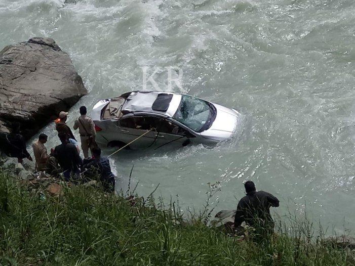 Three injured in Pahalgam accident