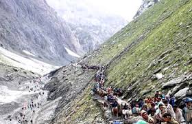Fresh batch of 670 pilgrims leaves for Amarnath