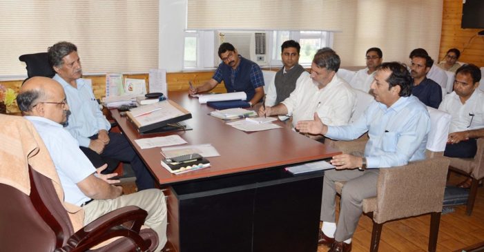 Jmu, Sgr cities can adopt traffic management model of metropolitan cities: Advisor Khurshid Ganai
