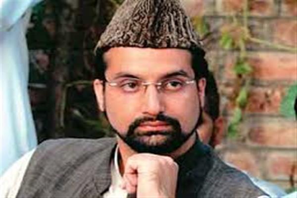 Mirwaiz congratulates Pakistan on their I-day