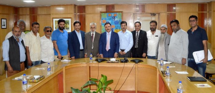 KTMF delegation calls on Chairman J&K Bank