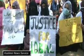 Nursing students protest in Srinagar, demand release of detained classmate