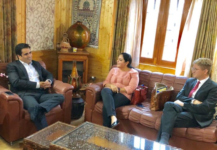 Cancellation of India-Pak meeting unfortunate: NC