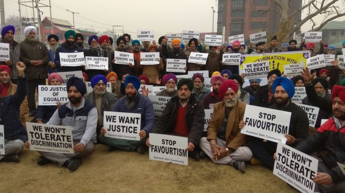 Kashmir Sikh Community’ holds protest in Srinagar, demands revocation of SRO-425