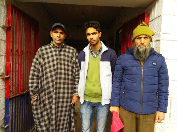 Kashmir police reunites missing boy with family in Anantnag