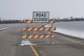 Srinagar-Leh highway closed for fifth consecutive day