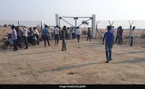 6 killed, 10 injured in explosion near ordnance depot in Maharashtra 6 killed, 10 injured in explosion near ordnance depot in Maharashtra
