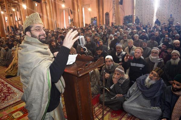Mirwaiz appeals people to help each other Mirwaiz appeals people to help each other