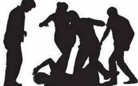 Two Kashmiri shawl vendors attacked in train: Police