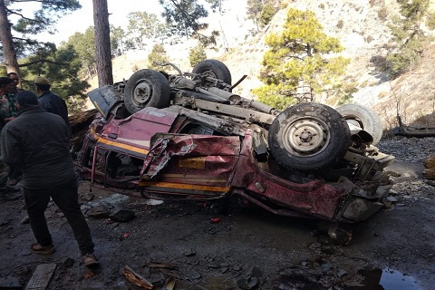 11 dead as car falls into gorge in Ramban in Jammu and Kashmir