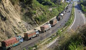 Kashmir highway closed after fresh landslides