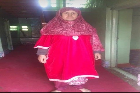 Shopian family seeks help in tracing missing woman