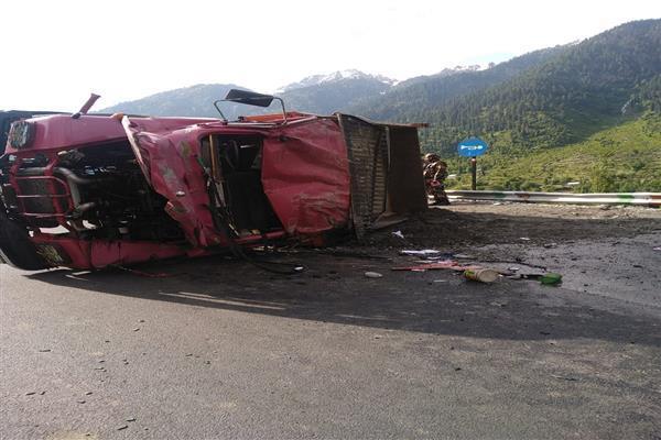 Tipper driver killed in Ganderbal road accident