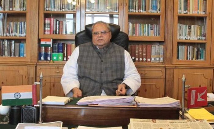 Omar demands CBI probe after Governor says invalid orders being circulated on social media