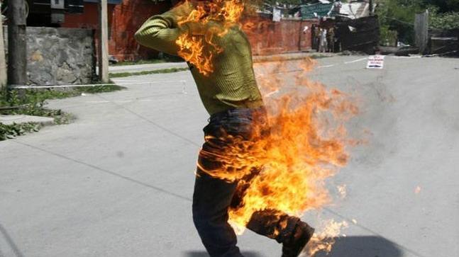 Dalit man, mistaken for thief and set afire, dies
