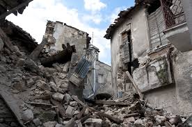 Eight killed as quakes hit far northern Philippines