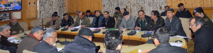 Div Com reviews parking issues of the city