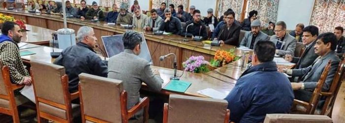 AK Mehta, Sarmad Hafeez take stock of public grievances at Srinagar