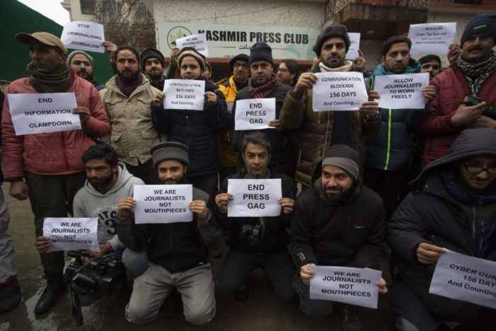 Kashmir-based journalists seek greater access to internet Kashmir-based journalists seek greater access to internet
