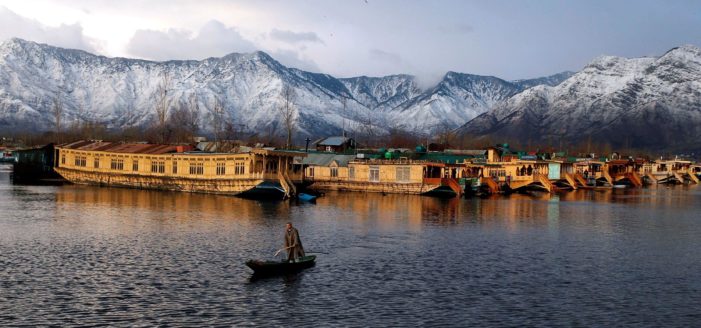 Intense Cold Wave Sweeps J&K; Further Drop In Night Temperatures Likely