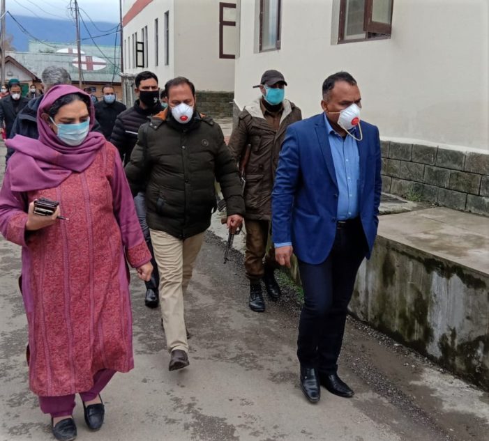 Div Com visits KU campus Zakura