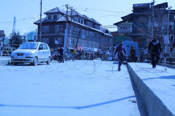 Coronovirus: Restrictions imposed in Srinagar in efforts to contain spread of infection
