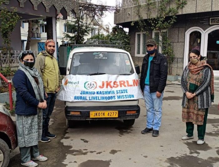 Within 36 hours, JKSRLM hands over 10770 masks to Srinagar Admn