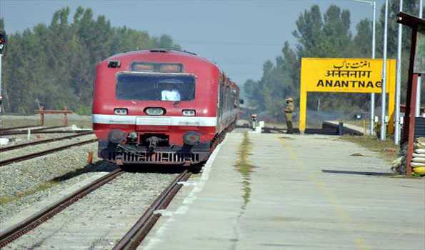 Suspend train services in Kashmir: Mayor to LG