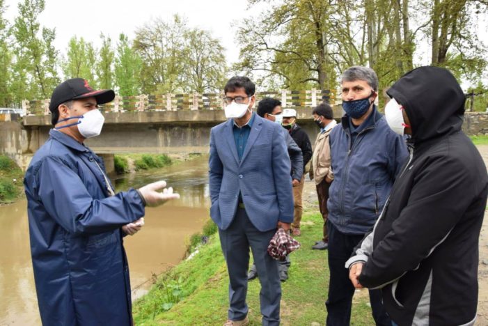 DC B’la conducts extensive tour of flood-prone areas in Pattan