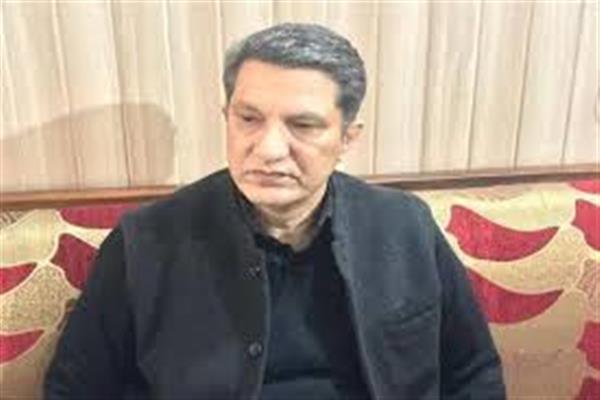 Lock down affecting apple growers and economy of Kashmir: Qayoom Wani