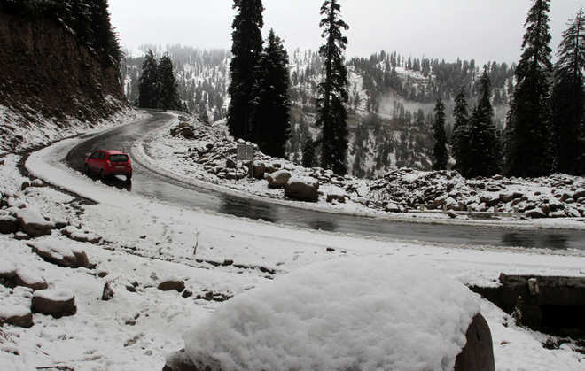 J-K govt to re-open Mughal Road soon
