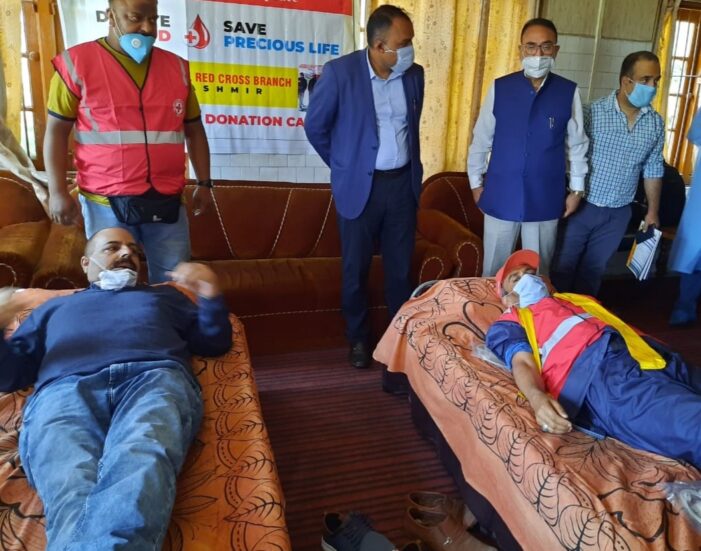 Div Com calls for humanitarian service to people in distress