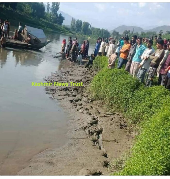 Mother drowns while trying to save her drowning daughter