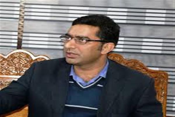 COVID-19 pandemic: DM Srinagar orders extension of restrictions while allowing a degree of easing of lockdown as per SEC guidelines