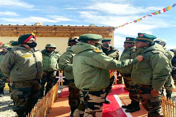 Army Chief visits forward locations in Eastern Ladakh