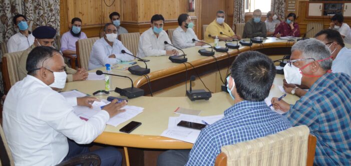 Div Com chairs weekly Covid-19 review meeting