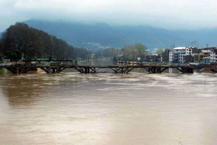 Day 2: Search ops to trace body of Sopore girl in Jhelum resumes