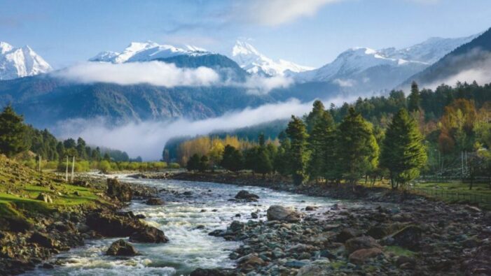 Admin asks visitors to vacate Pahalgam within two hours