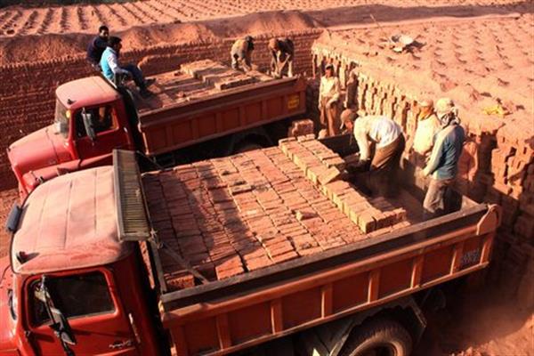 Brick manufacturing process in Kashmir begins