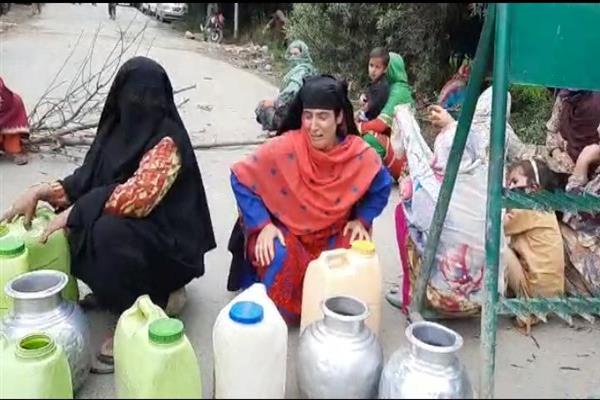 Water paucity forces women to protest outside DC office Shopian