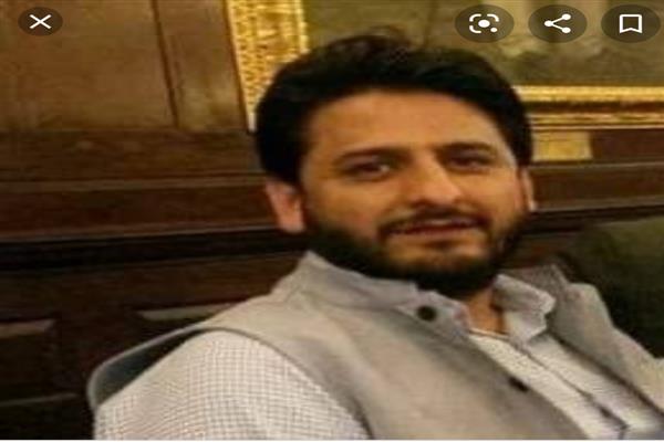 Mehbooba being victimized for holding views opposite to Govt: Fayaz Mir