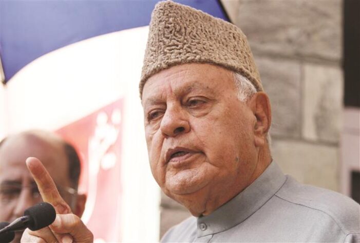 Farooq Abdullah calls for probe into exodus of Kashmiri Pandits