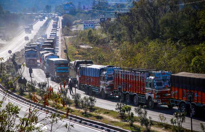 Highway Remains Closed As Shooting Stones Continue In Banihal