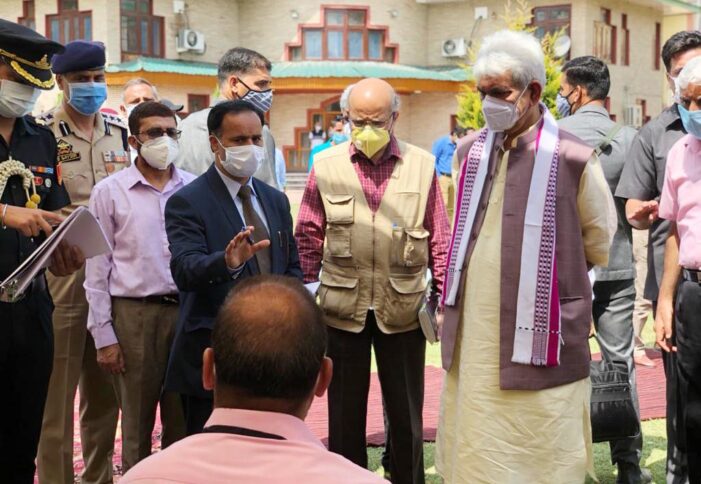 Lt Governor tours Baramulla, Reviews developmental scenario