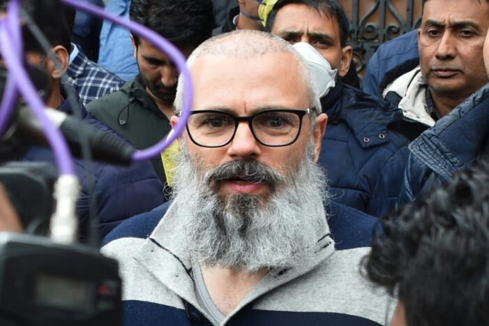 Omar faces anger for climbdown on Article 370