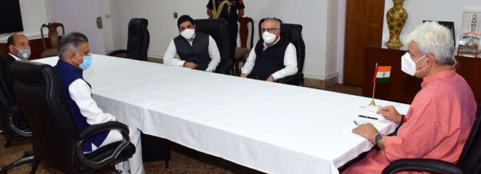 J&K High Court Bar Association Jammu meets Lt Governor, submits memorandum of demands
