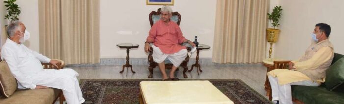 MP’s Shamsher Singh Manhas & Jugal Kishore Sharma meet Lt Governor
