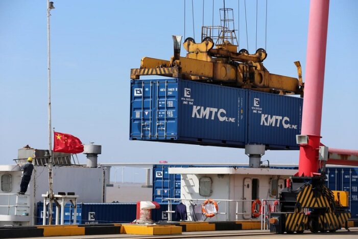 Government imposes cap on key export benefit under MEIS